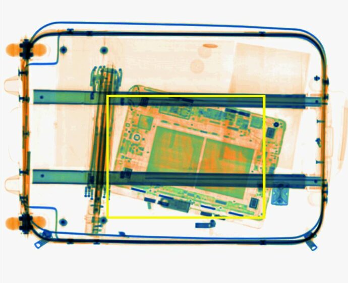 Example of bag being scanned by Smiths Detection HI-SCAN 6040 CTiXscanner